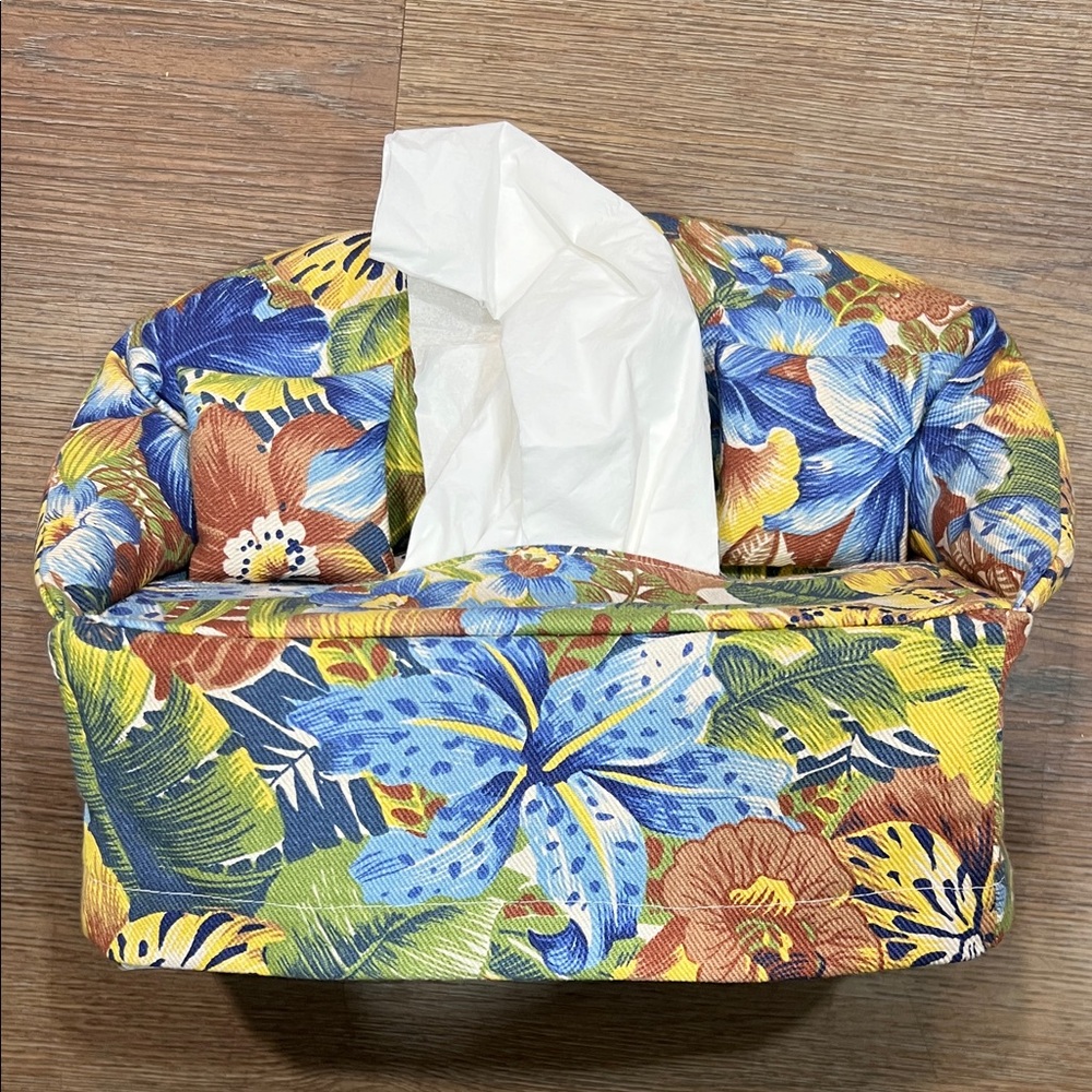 Vintage handmade Floral Blue & Green Decorative Tissue Box Cover - Home Accents
